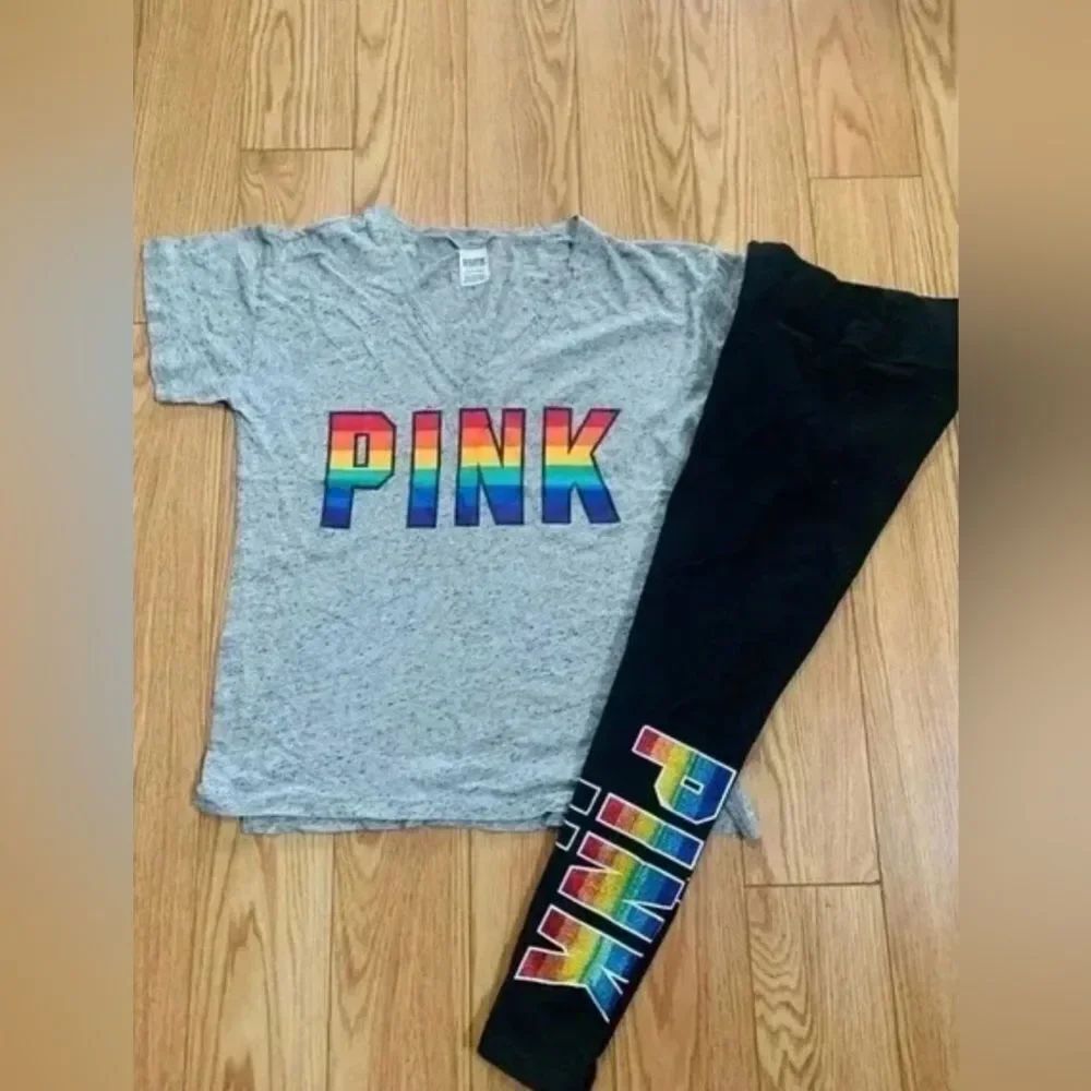 PINK VS RAINBOW TSHIRT / LEGGINGS OUTFIT SMALL